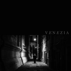 PLAYS VENEZIA